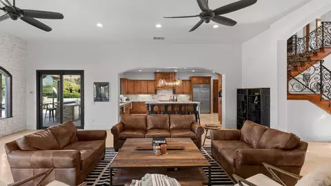 Living - 33120 Vino Way, Temecula, CA 92591 photo 4 of 4