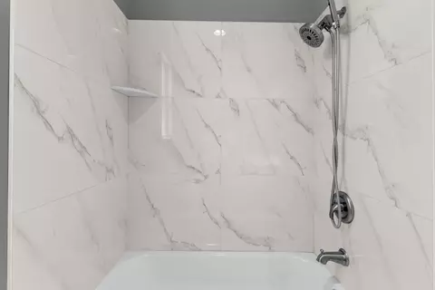 Bath - 82549 Bari Ln, Indio, CA 92203 photo 5 of 5