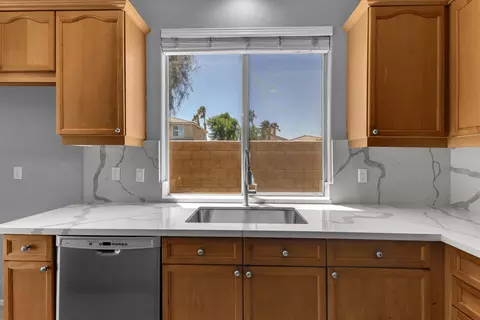 Kitchen - 82549 Bari Ln, Indio, CA 92203 photo 5 of 5