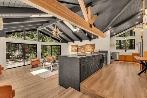 26140 Bicknell Ln, Idyllwild, CA 92549