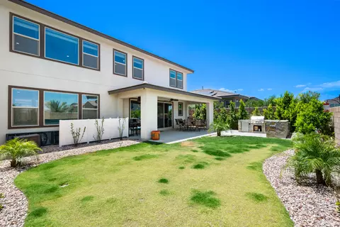 Exterior - 74246 Royce Dr, Palm Desert, CA 92211 photo 3 of 16