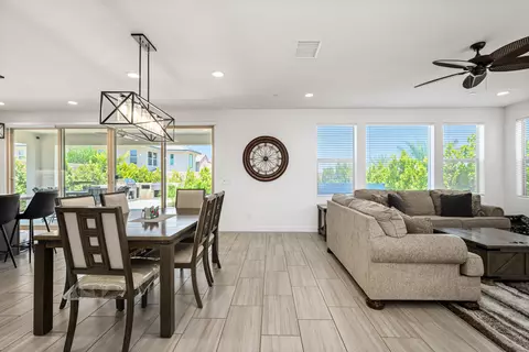 Dining - 74246 Royce Dr, Palm Desert, CA 92211 photo 2 of 3