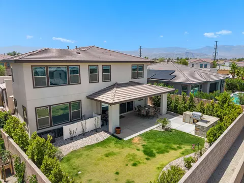 View/Area - 74246 Royce Dr, Palm Desert, CA 92211 photo 2 of 3