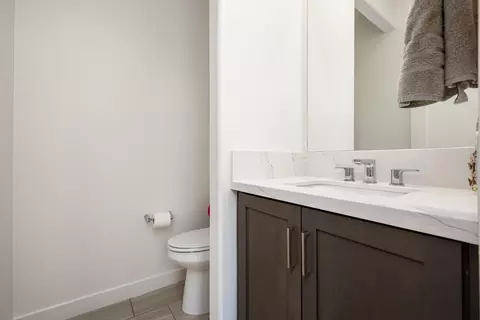 Bath - 74246 Royce Dr, Palm Desert, CA 92211 photo 1 of 7