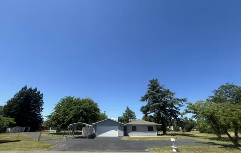 5050 Bo Peep Ln, Redding, CA 96002