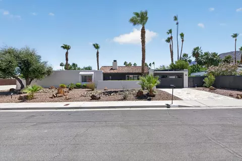 1055 E Louise Dr, Palm Springs, CA 92262