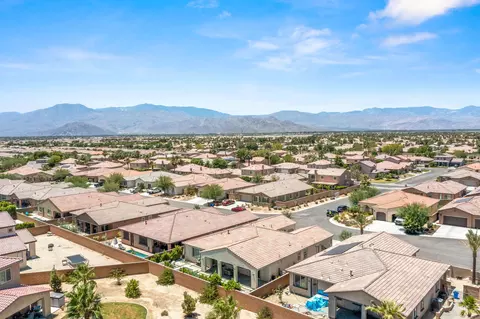 View/Area - 40166 Vivaldi Ct, Indio, CA 92203 photo 2 of 2