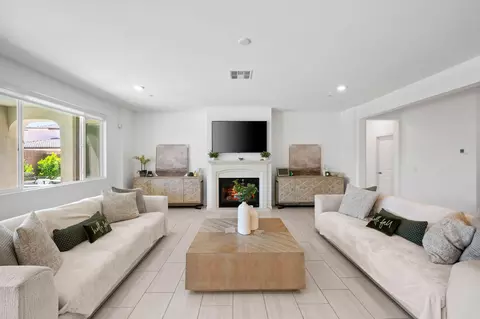 Living - 40166 Vivaldi Ct, Indio, CA 92203 photo 2 of 3