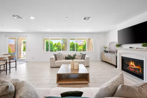 Living - 40166 Vivaldi Ct, Indio, CA 92203 photo 1 of 3