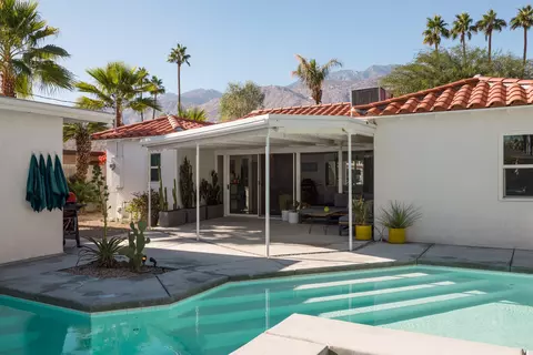 748 N Calle Rolph, Palm Springs, CA 92262