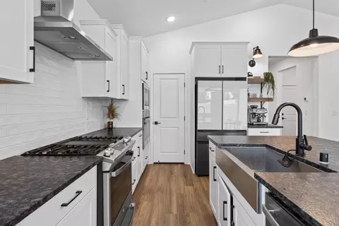 Kitchen - 84211 Novello Dr, Indio, CA 92203 photo 1 of 1