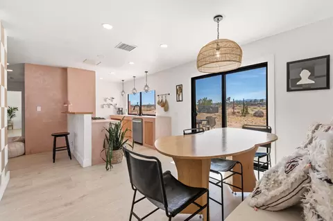 Dining - 1824 Balsa Ave, Yucca Valley, CA 92284 photo 2 of 2