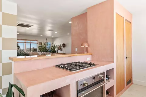 Kitchen - 1824 Balsa Ave, Yucca Valley, CA 92284 photo 3 of 3