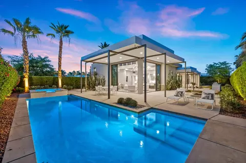 33 Topaz Ct, Rancho Mirage, CA 92270