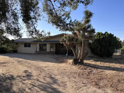 57986 Joshua Ln, Yucca Valley, CA 92284