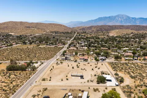 View/Area - 10860 Juniper Ave, Morongo Valley, CA 92256 photo 4 of 8