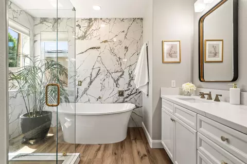 Bath - 41664 Conner Pl, Indio, CA 92203 photo 2 of 5