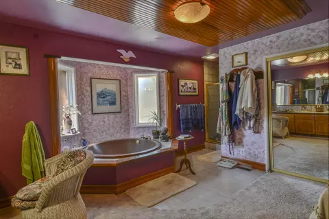 Bath - 194 Cedar Lake Dr, Cedarpines Park, CA 92322 photo 5 of 5