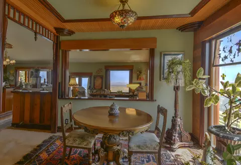 Dining - 194 Cedar Lake Dr, Cedarpines Park, CA 92322 photo 5 of 5