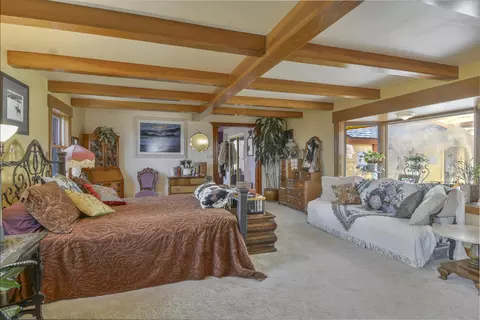 Bedroom - 194 Cedar Lake Dr, Cedarpines Park, CA 92322 photo 5 of 7
