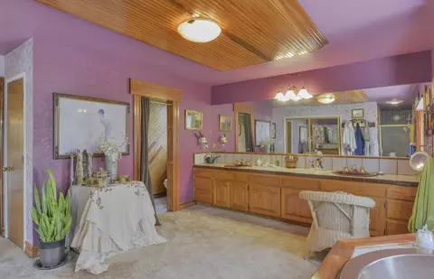 Bath - 194 Cedar Lake Dr, Cedarpines Park, CA 92322 photo 3 of 5