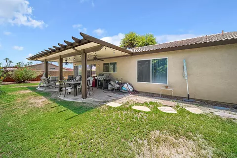 Exterior - 83124 Blue Mountain Ct, Indio, CA 92201 photo 7 of 9