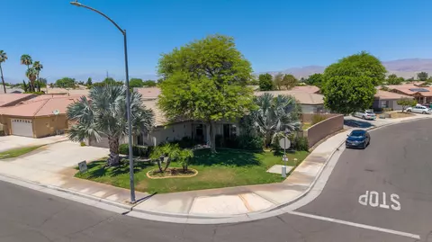 View/Area - 83124 Blue Mountain Ct, Indio, CA 92201 photo 2 of 4