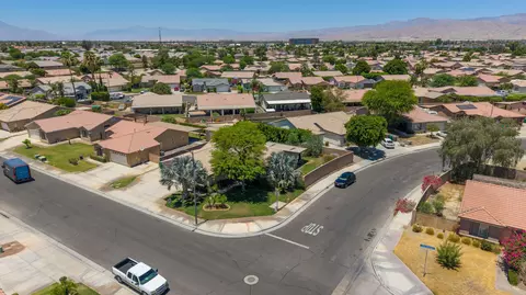 View/Area - 83124 Blue Mountain Ct, Indio, CA 92201 photo 3 of 4