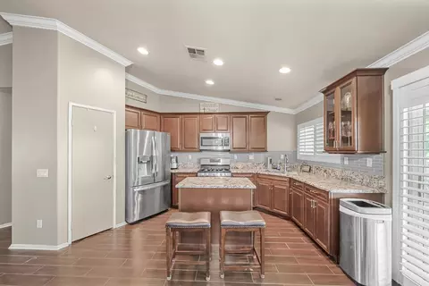 Kitchen - 83124 Blue Mountain Ct, Indio, CA 92201 photo 4 of 4