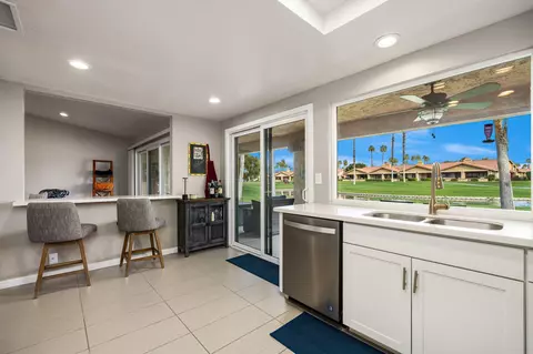 152 Camino Arroyo S, Palm Desert, CA 92260