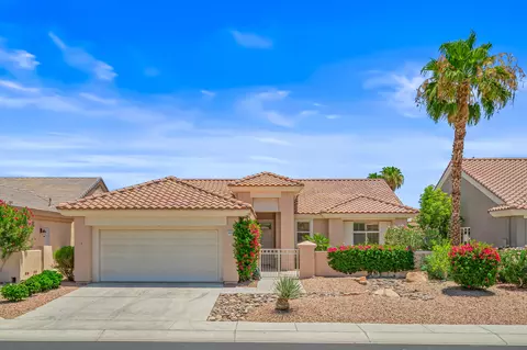 37232 Pineknoll Ave, Palm Desert, CA 92211