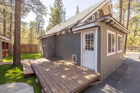 Exterior - 2050 9th Ln, Big Bear City, CA 92314 photo 6 of 7