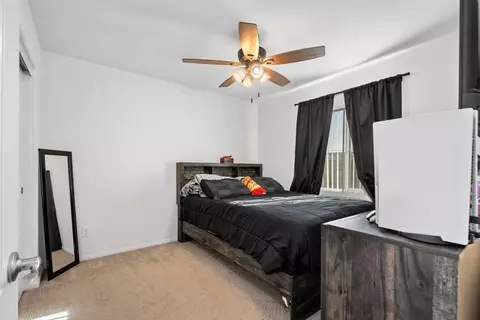 Bedroom - 44430 Beringer Dr, Indio, CA 92203 photo 5 of 6