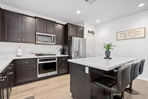 Kitchen - 44430 Beringer Dr, Indio, CA 92203 photo 3 of 3