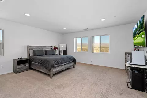 Bedroom - 44430 Beringer Dr, Indio, CA 92203 photo 1 of 6