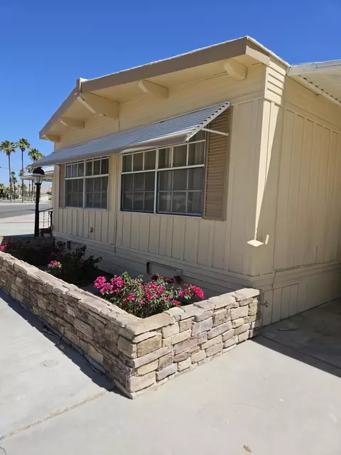 32380 San Miguelito Dr, Thousand Palms, CA 92276