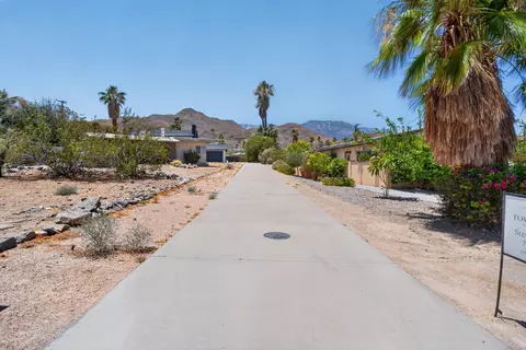 38211 Vista Dr, Cathedral City, CA 92234