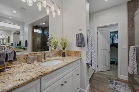 Bath - 51287 Longmeadow St, Indio, CA 92201 photo 1 of 3
