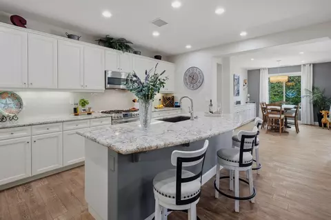 Kitchen - 51287 Longmeadow St, Indio, CA 92201 photo 2 of 4