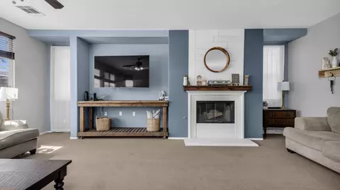 Living - 42724 Tango Ct, Indio, CA 92203 photo 2 of 3