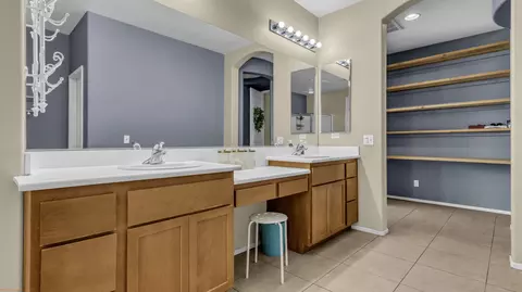 Bath - 42724 Tango Ct, Indio, CA 92203 photo 3 of 6