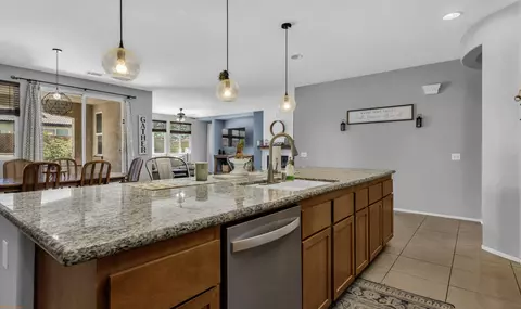 Kitchen - 42724 Tango Ct, Indio, CA 92203 photo 4 of 4
