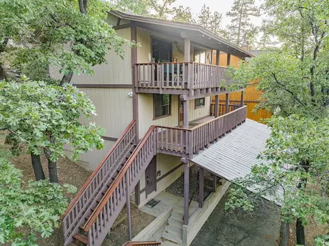 1217 Minton Dr, Big Bear City, CA 92314
