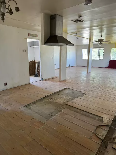 Kitchen - 2519 Pine Ave, Thermal, CA 92274 photo 1 of 1