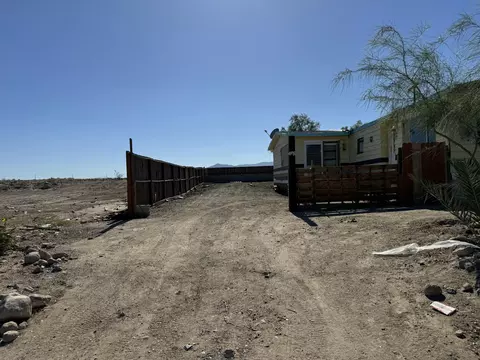 Exterior - 2519 Pine Ave, Thermal, CA 92274 photo 10 of 10