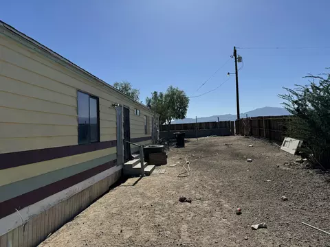 Exterior - 2519 Pine Ave, Thermal, CA 92274 photo 8 of 10