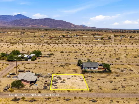 2591 Arrowhead Ave, Thermal, CA 92274 photo 10