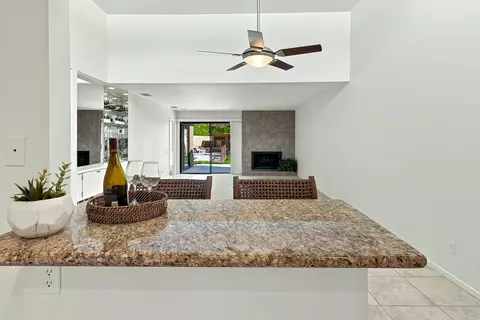 48953 Canyon Crest Ln, Palm Desert, CA 92260