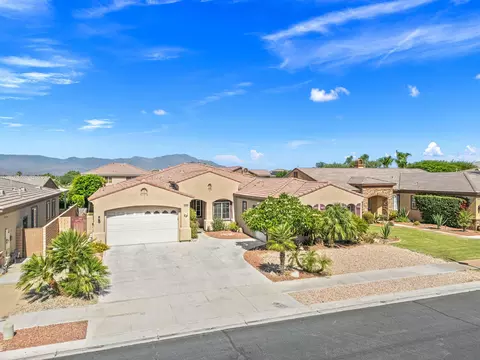 View/Area - 43425 Sentiero Dr, Indio, CA 92203 photo 1 of 4