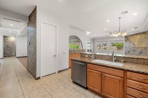 Entry Way - 43425 Sentiero Dr, Indio, CA 92203 photo 1 of 2